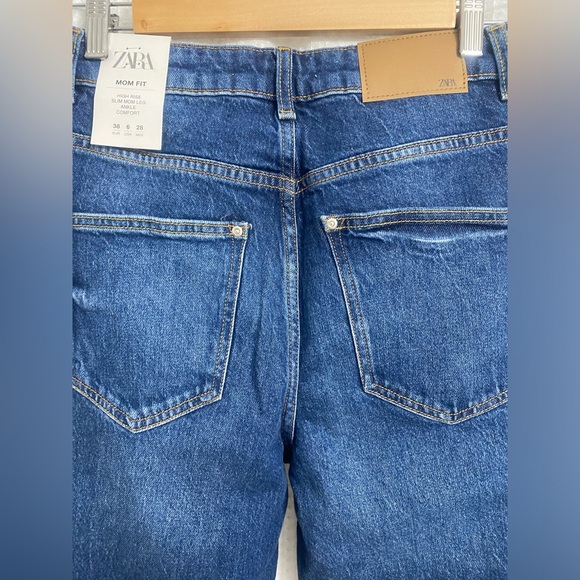 Zara Mom Fit Blue Jeans/ high rise, slim mom leg ankle comfort/ size 6 - Picture 3 of 8